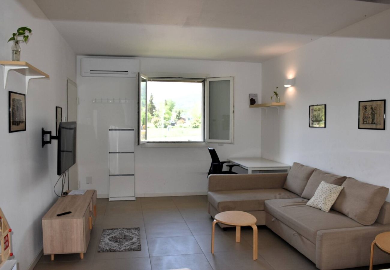 Apartment in Costermano - Appartamento Casa Aida a Costermano