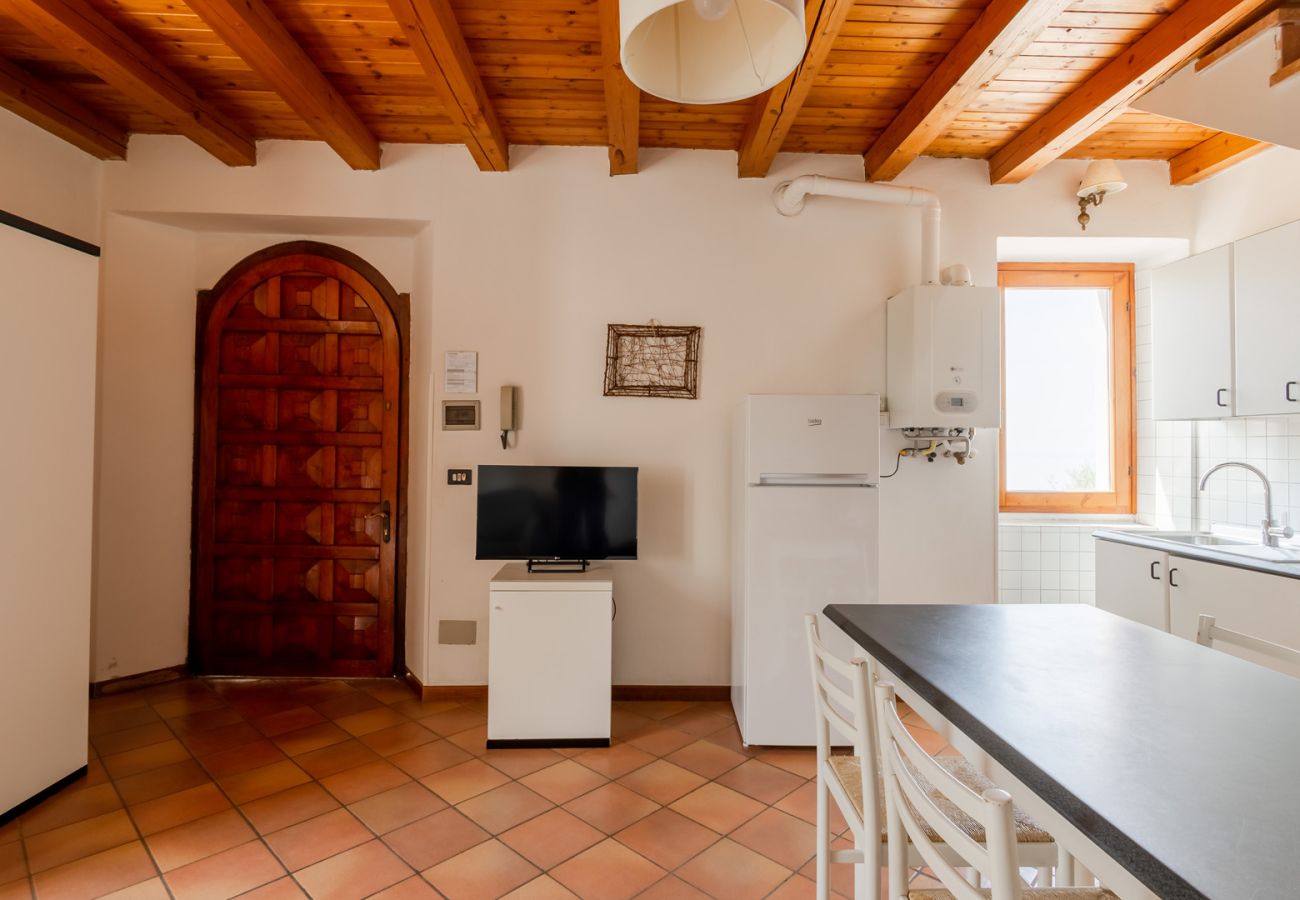 Apartment in Garda - Cà Pignoi N. 1 - 4H - GAA261