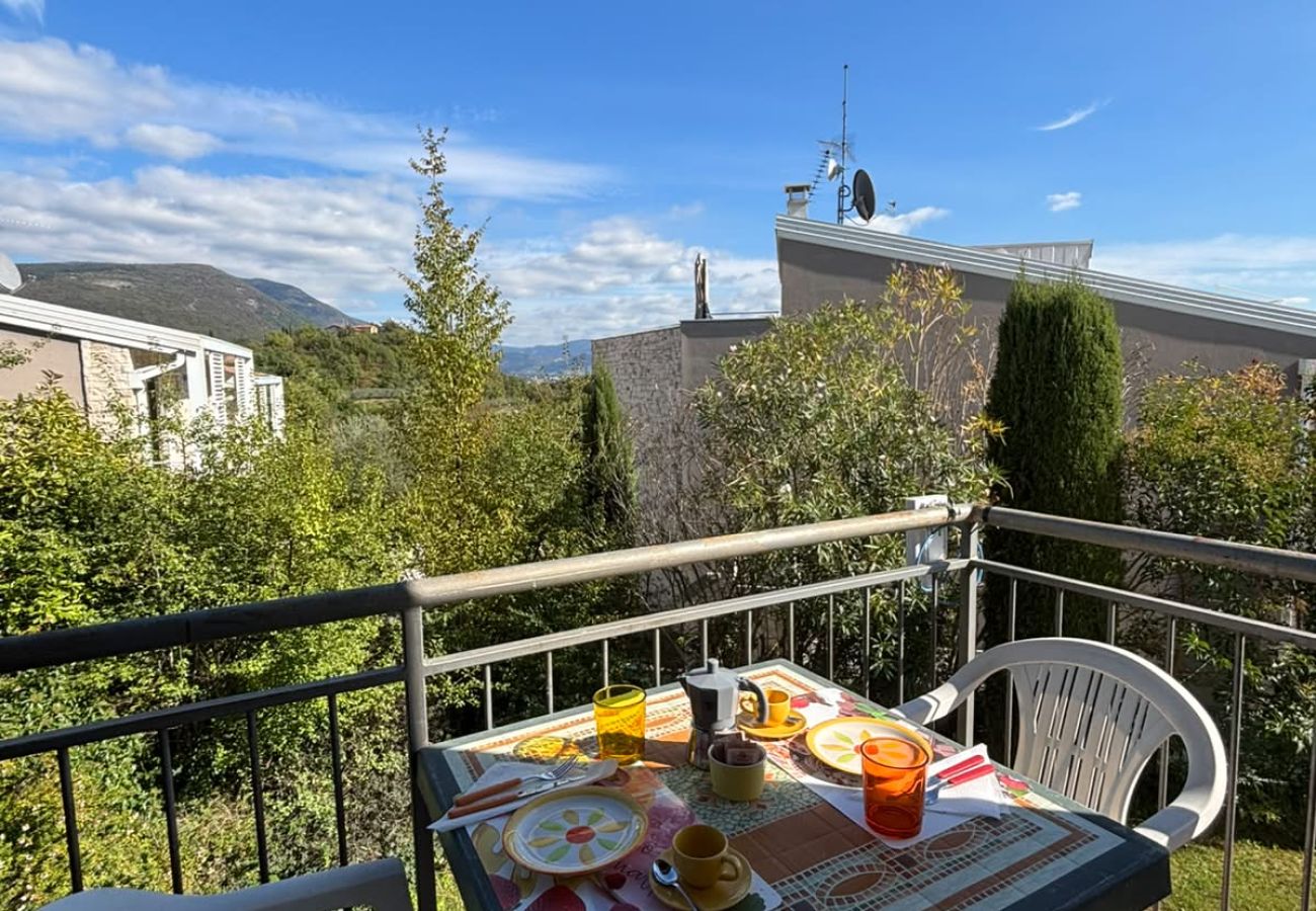 Apartment in Costermano - Il Nido dei Carpini