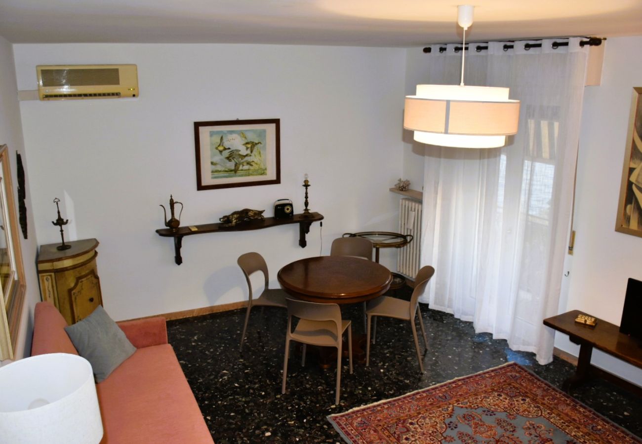 Apartment in Garda - Terrazza Ida - Finestra sul Garda